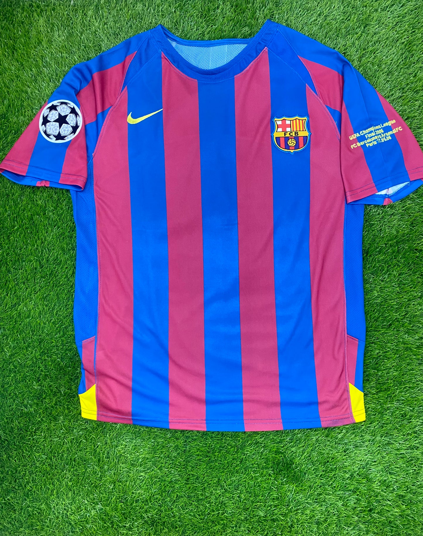 Barcelona home shirt 05/06