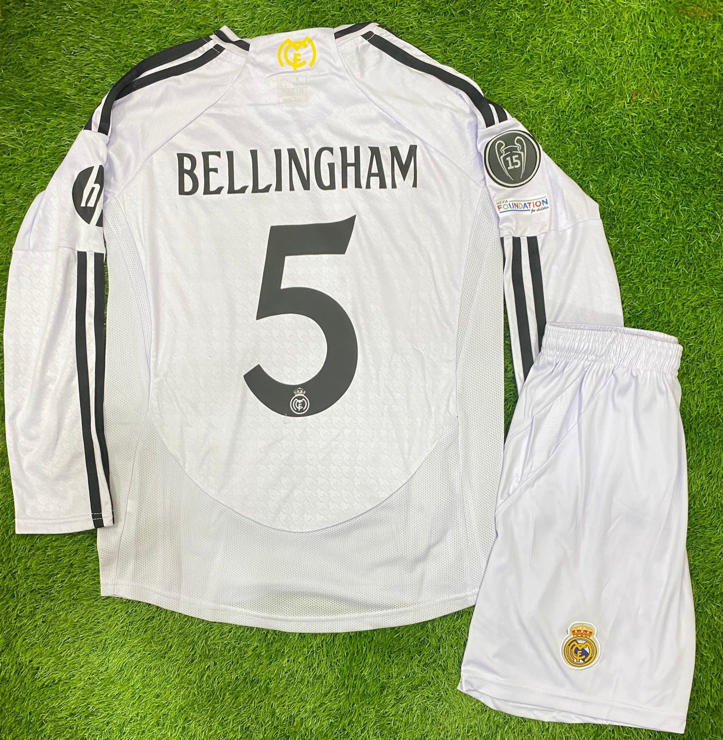 Real Madrid Home Kit 24/25 Full Sleeves (Shirt and Shorts)