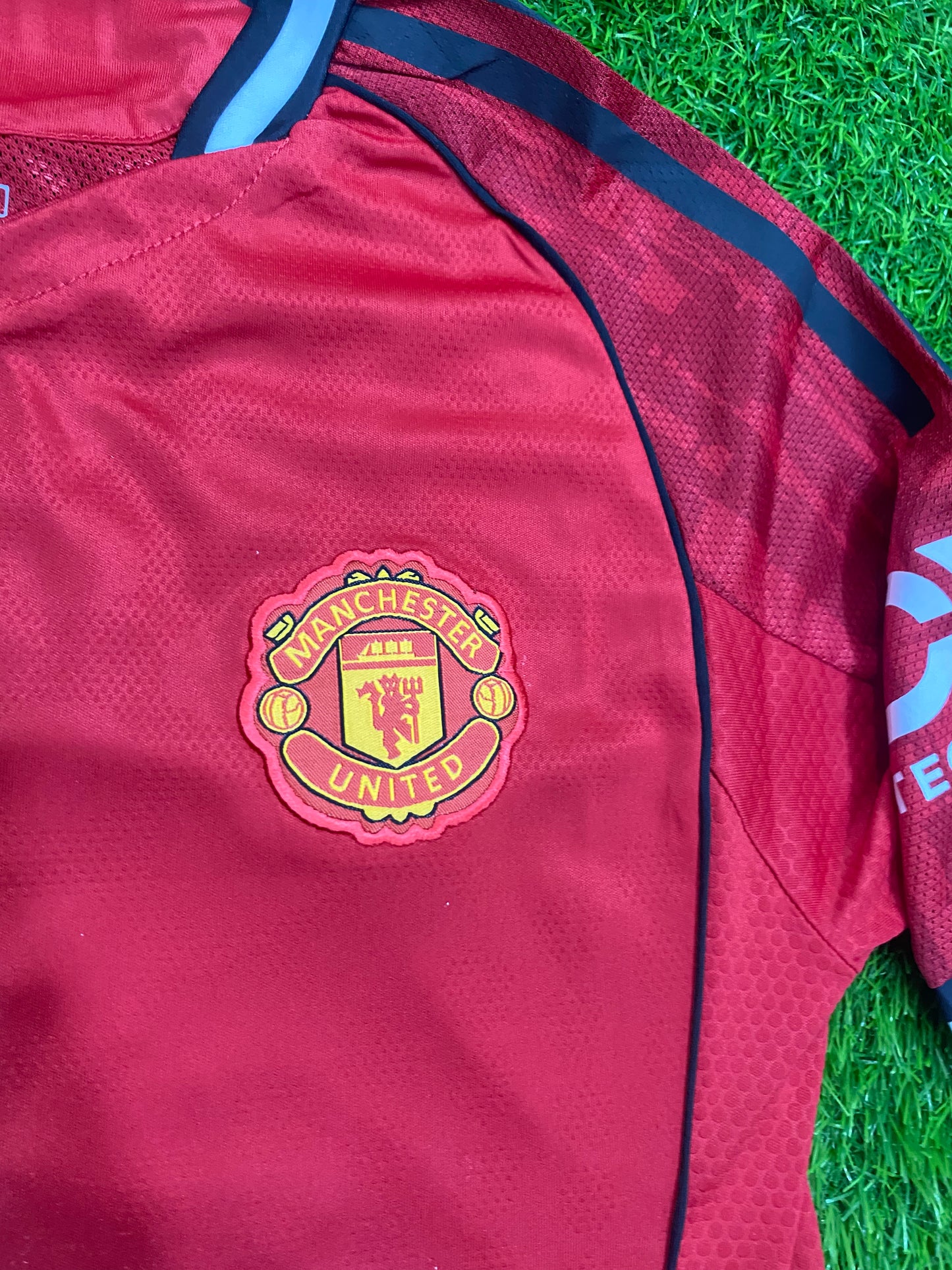 Manchester United home 25/26
