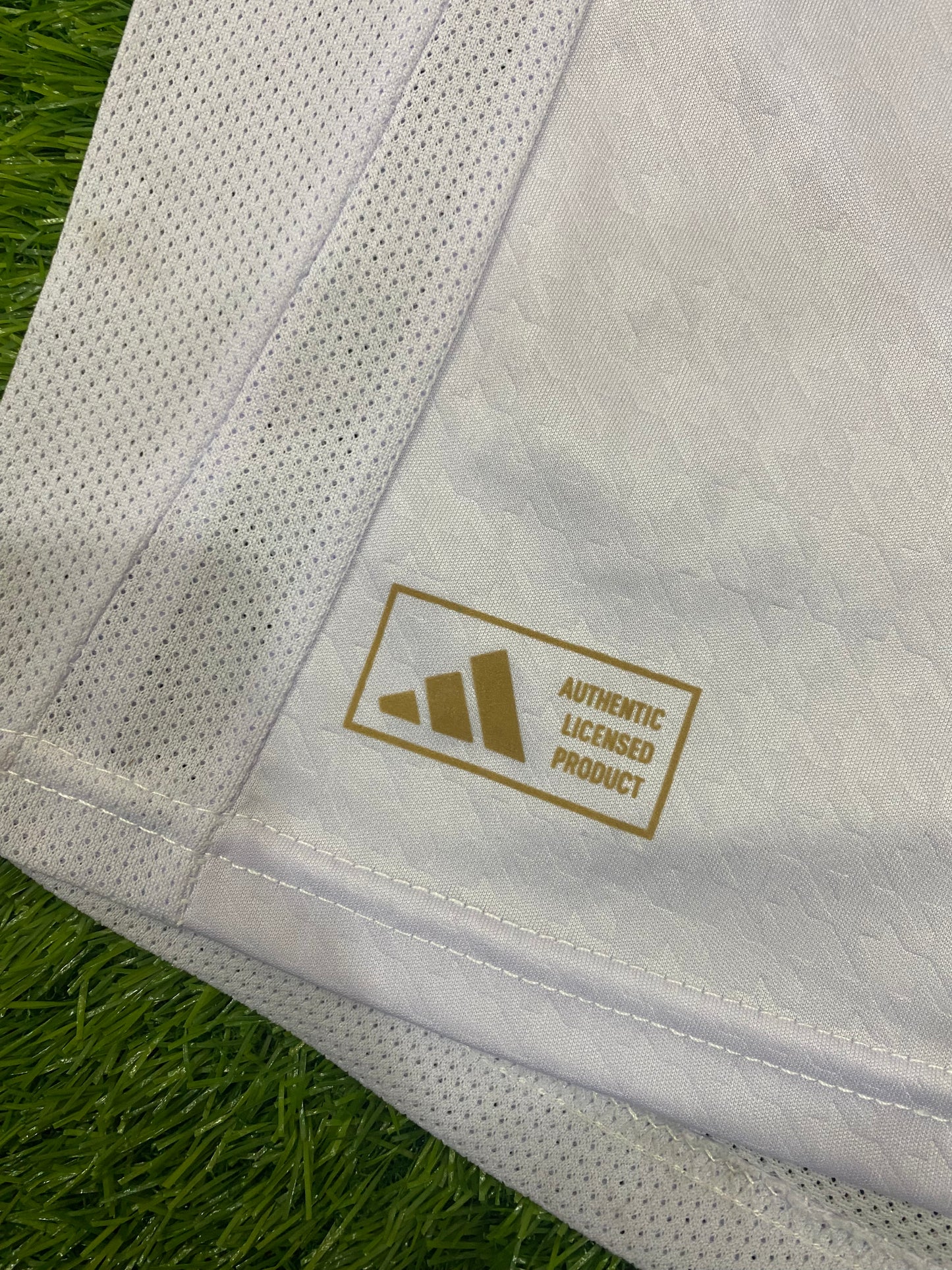 Real Madrid Home Kit 24/25 Full Sleeves (Shirt and Shorts)