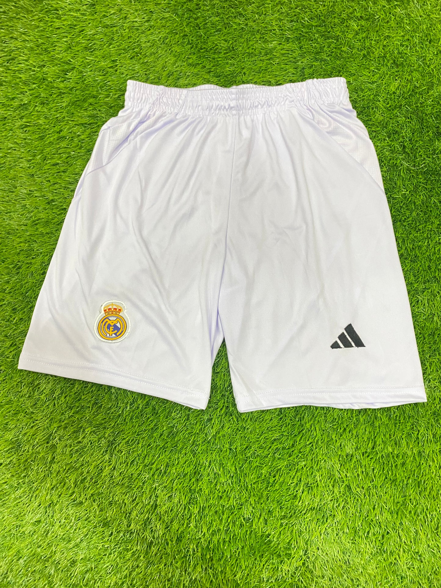 Real Madrid Home Kit 24/25 Full Sleeves (Shirt and Shorts)
