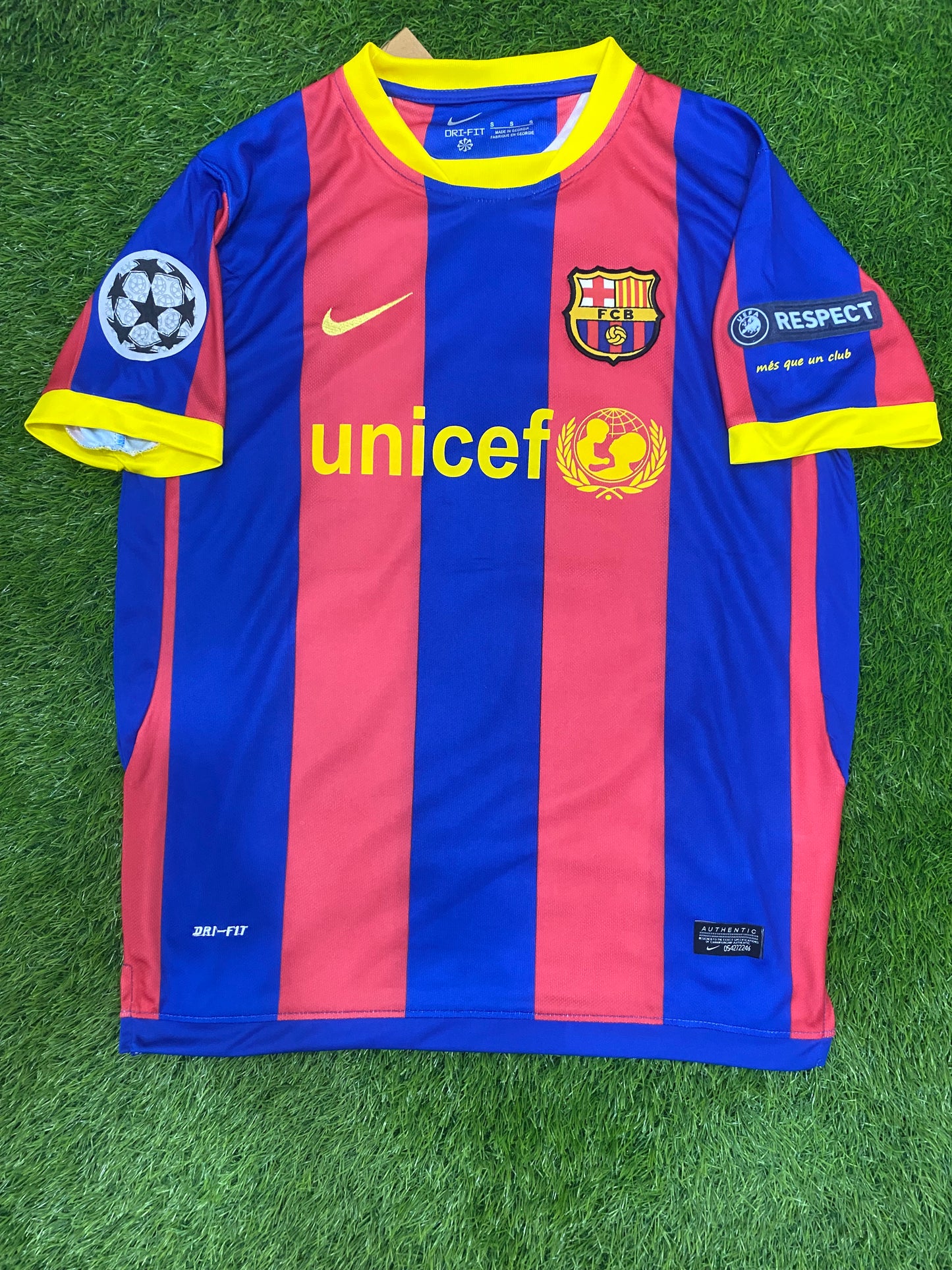 Barcelona home shirt 10/11