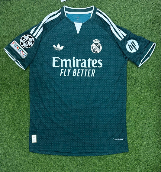 Real Madrid away 26/27 Player version logos (Half sleeves)