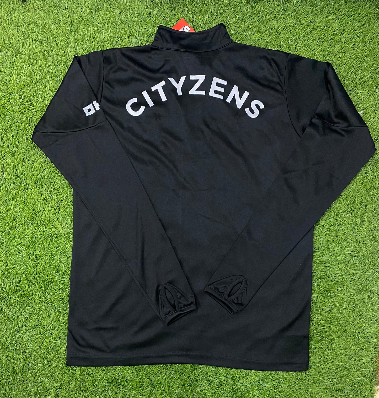 Manchester City 2025 training drill top with thumb grip