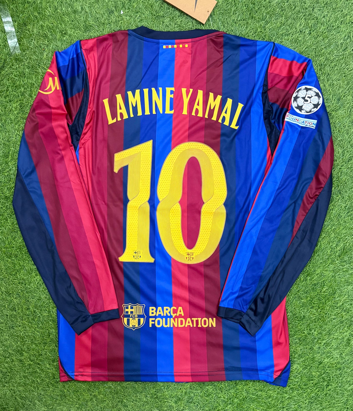 Barcelona Home Shirt 26/27 full sleeves (embroidered logos)