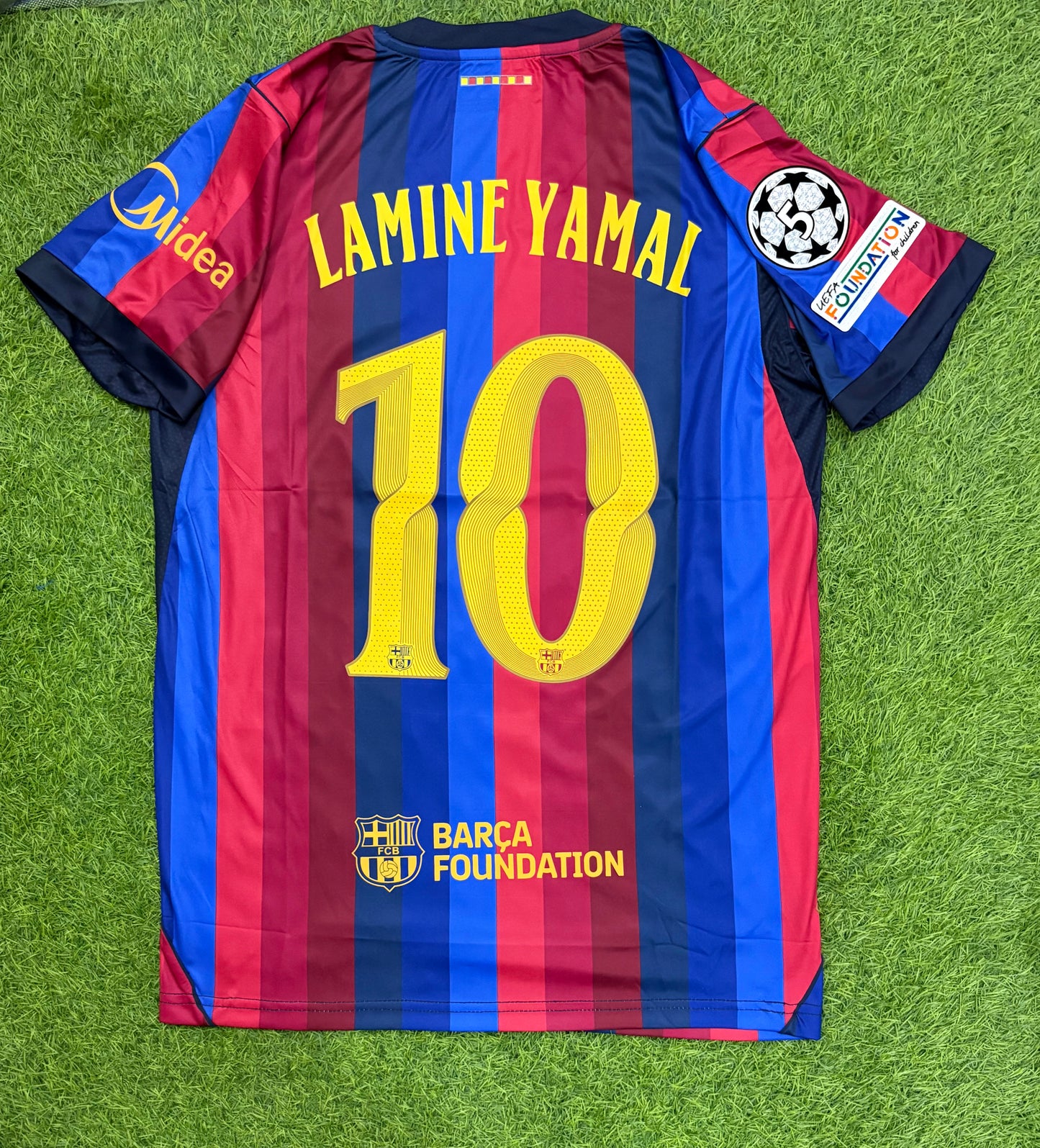 Barcelona Home 26/27 Player version logos (Half sleeves)