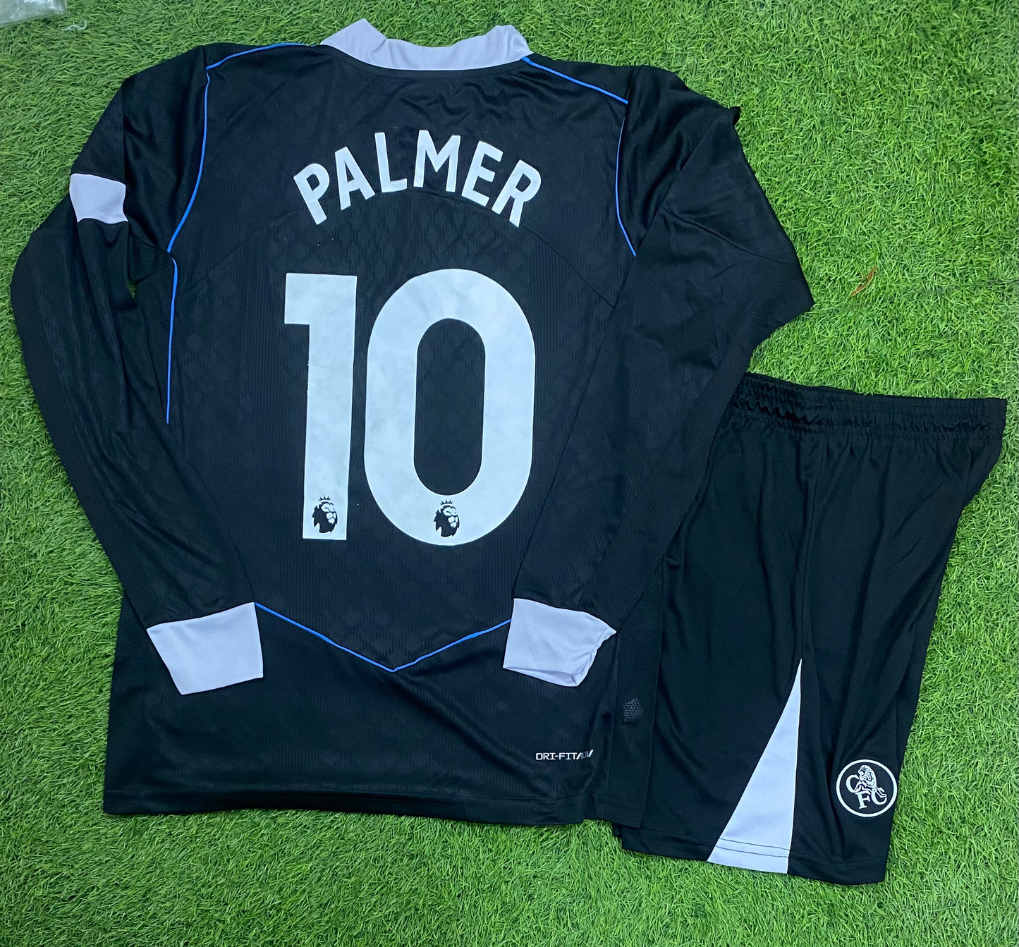 Chelsea Third 25/26 kit Embroidered logos (full sleeves)