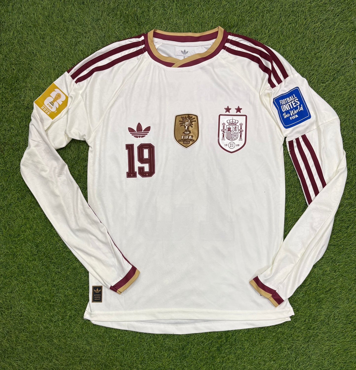 Spain Away Worldcup 2026 Player Version Logos (full sleeves)