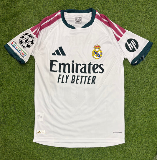 Real Madrid Home 26/27 Player version logos (Half sleeves)
