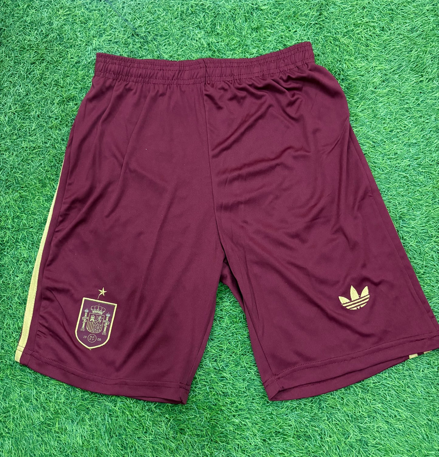 Spain Away Worldcup 2026 Player Version Logos (half sleeves)