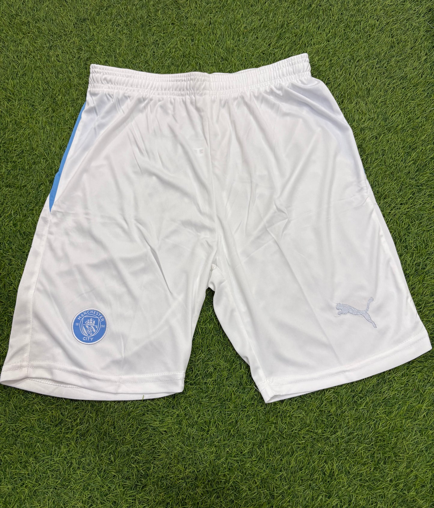Manchester City Home 26/27 Player version logos (full sleeves)