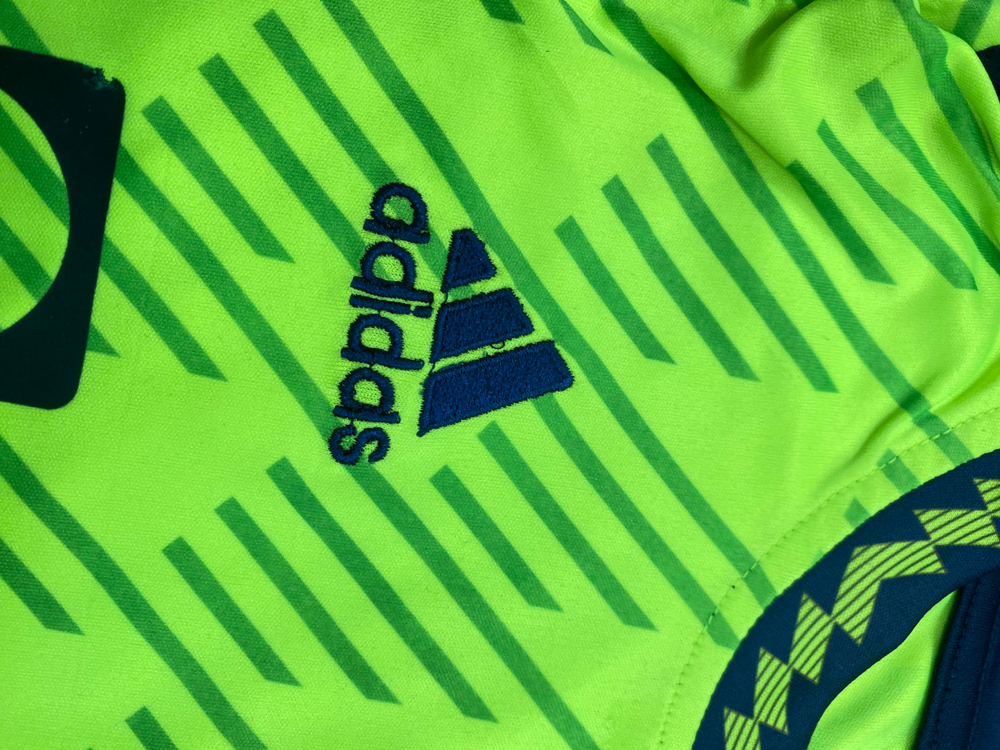 Kids Manchester United Away Kit 22/23