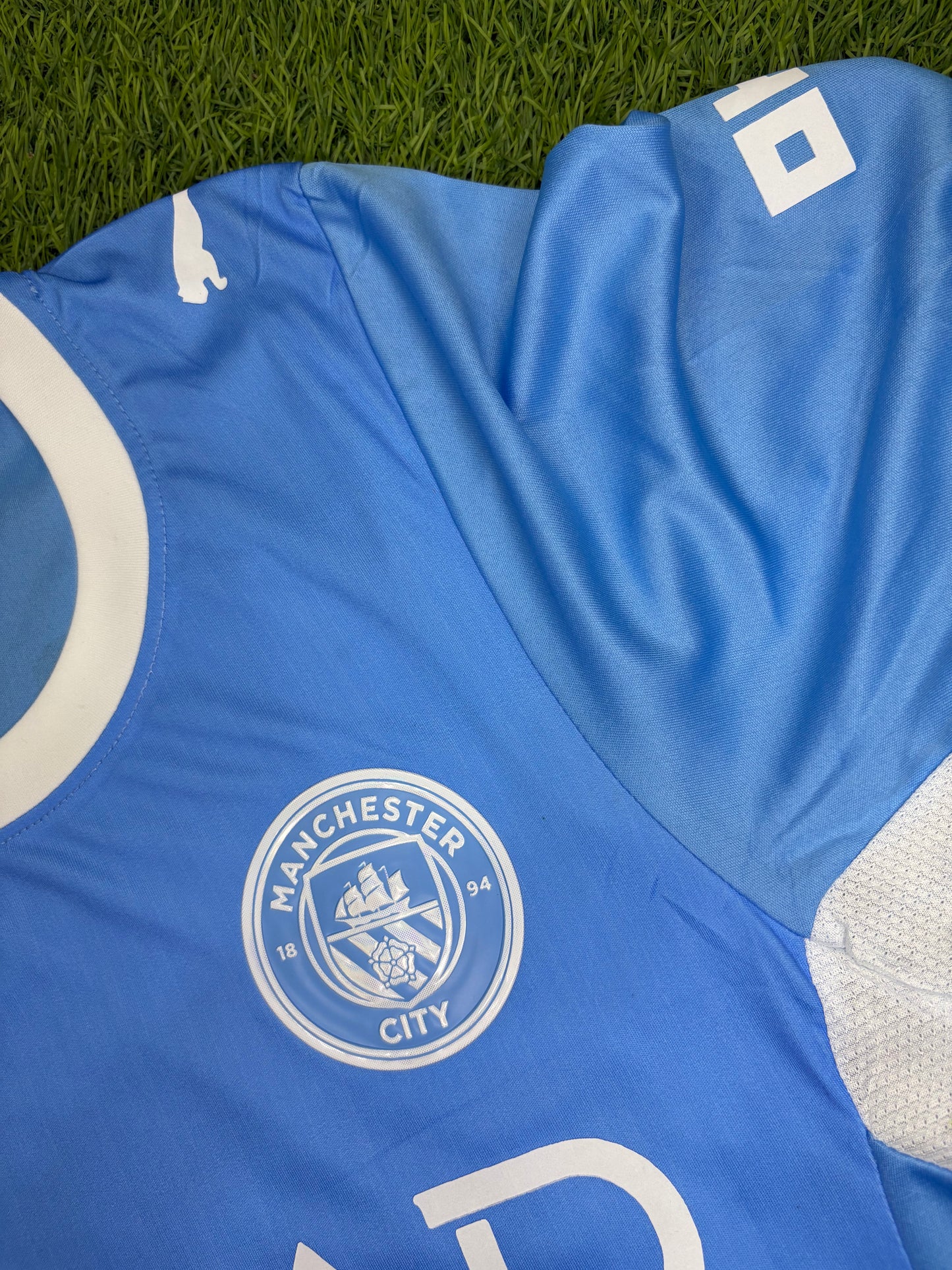Manchester City Home 26/27 Player version logos (full sleeves)