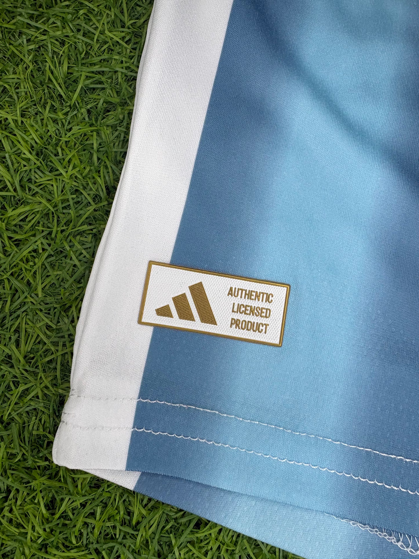 Argentina Home Worldcup 2026 Player Version Logos (full sleeves)