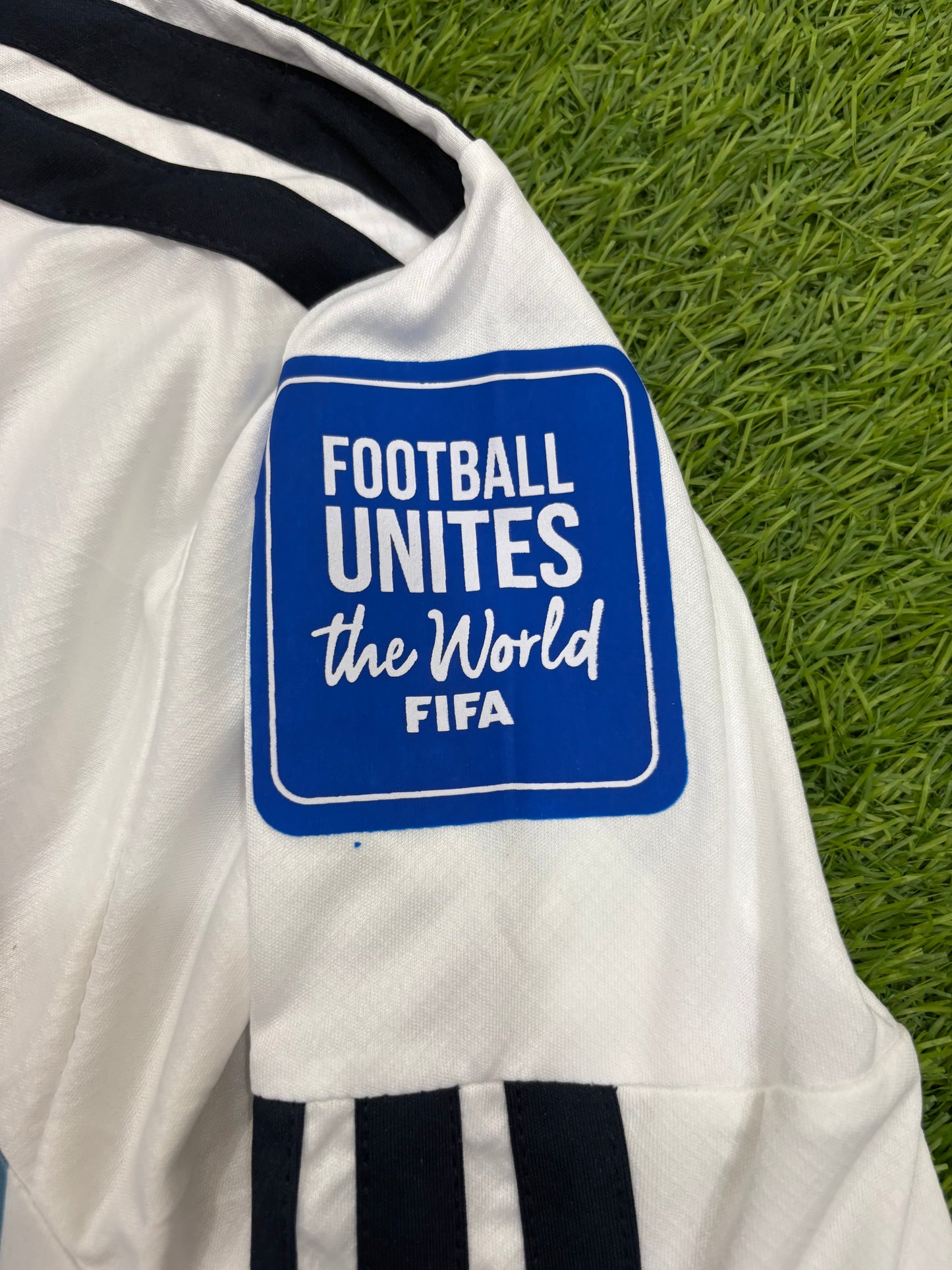 Argentina Home Worldcup 2026 Player Version Logos (full sleeves)