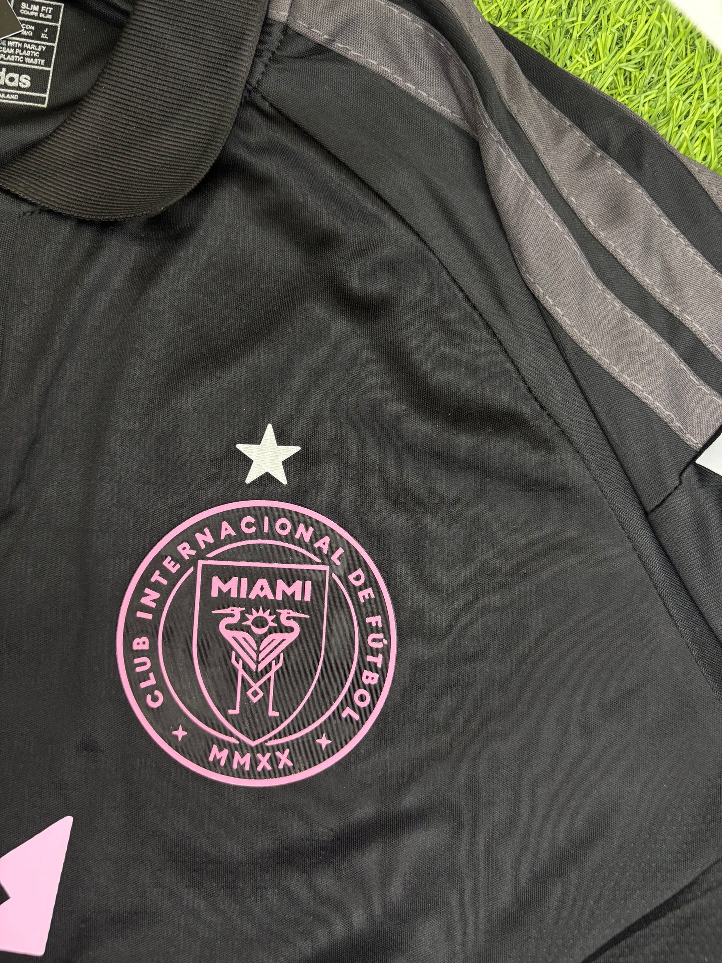 Inter Miami away 26/27 Player version logos (half sleeves)