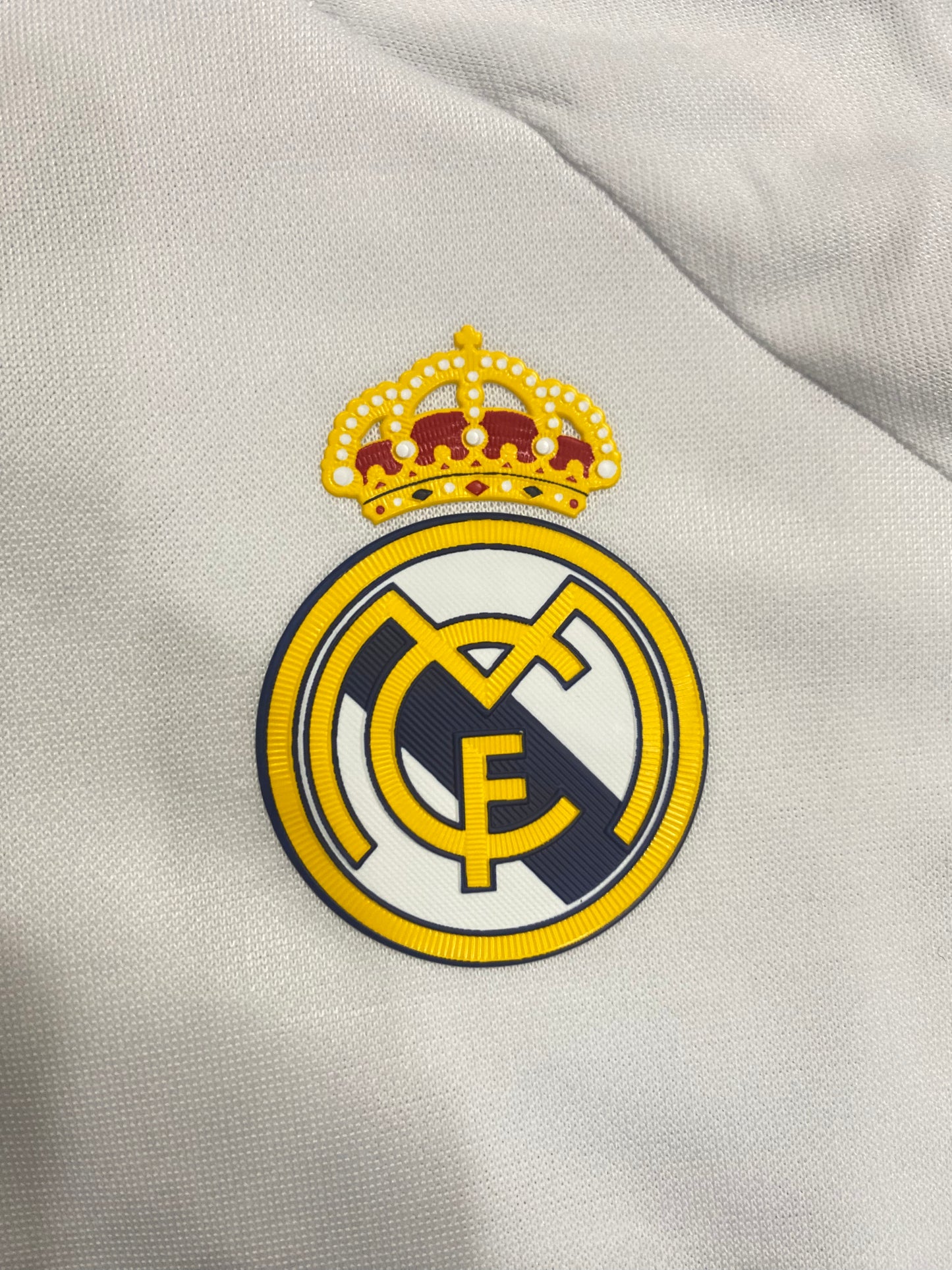 Real Madrid Tiro 2025 competition training top with thumb grip