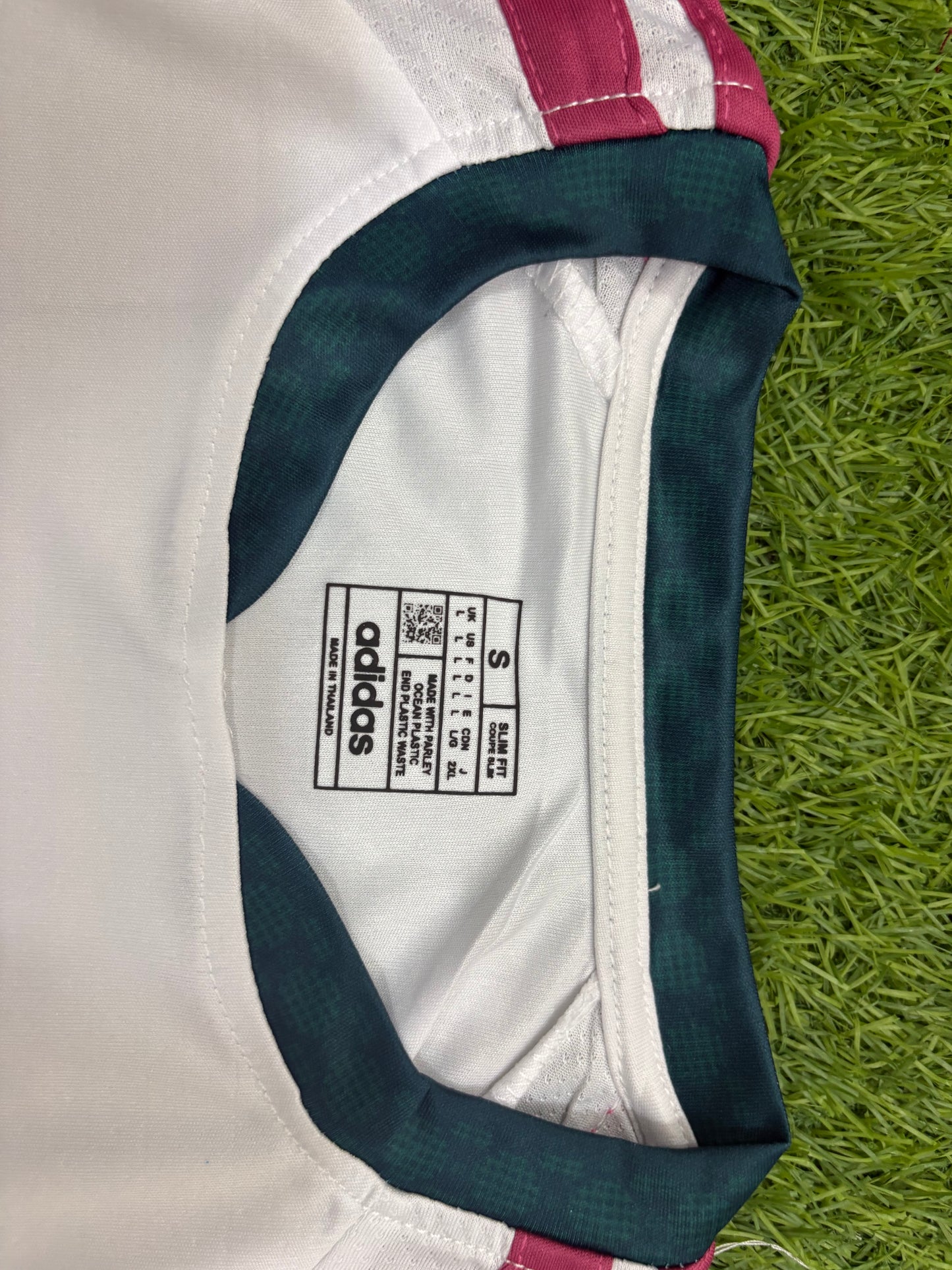 Real Madrid Home 26/27 Player version logos (Half sleeves)