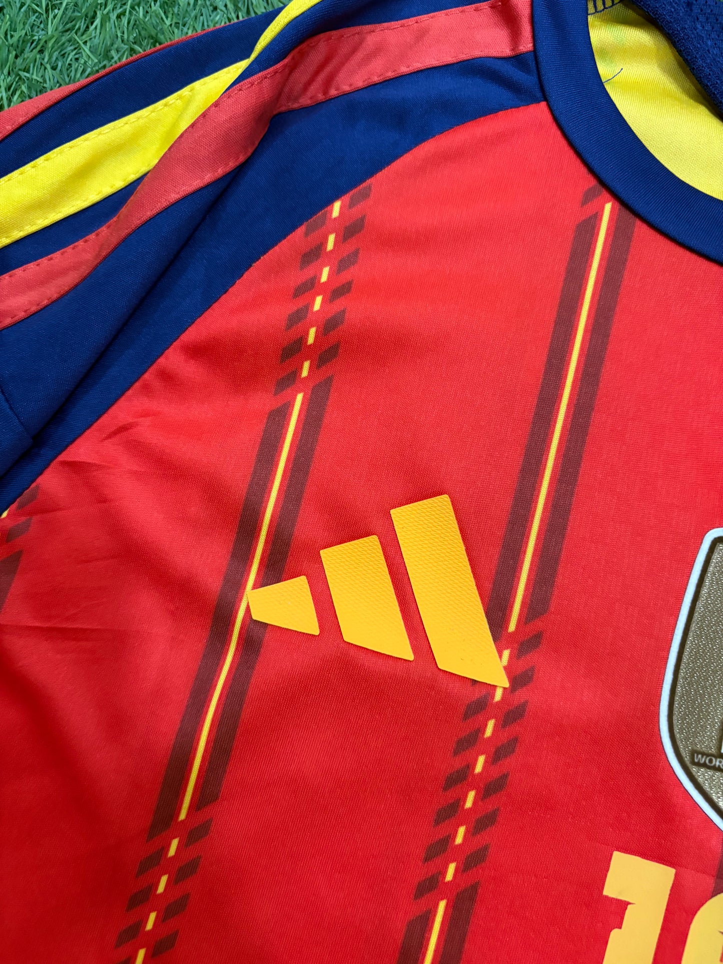Spain Home Worldcup 2026 Player Version Logos (full sleeves)