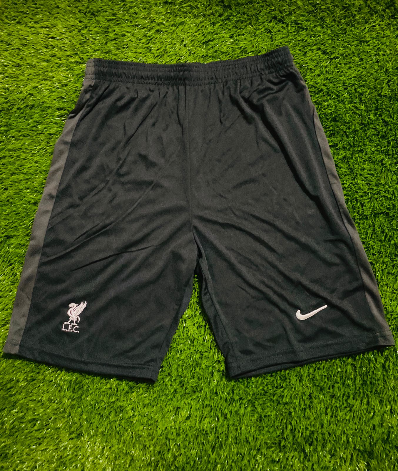 Liverpool Home Shorts 24/25